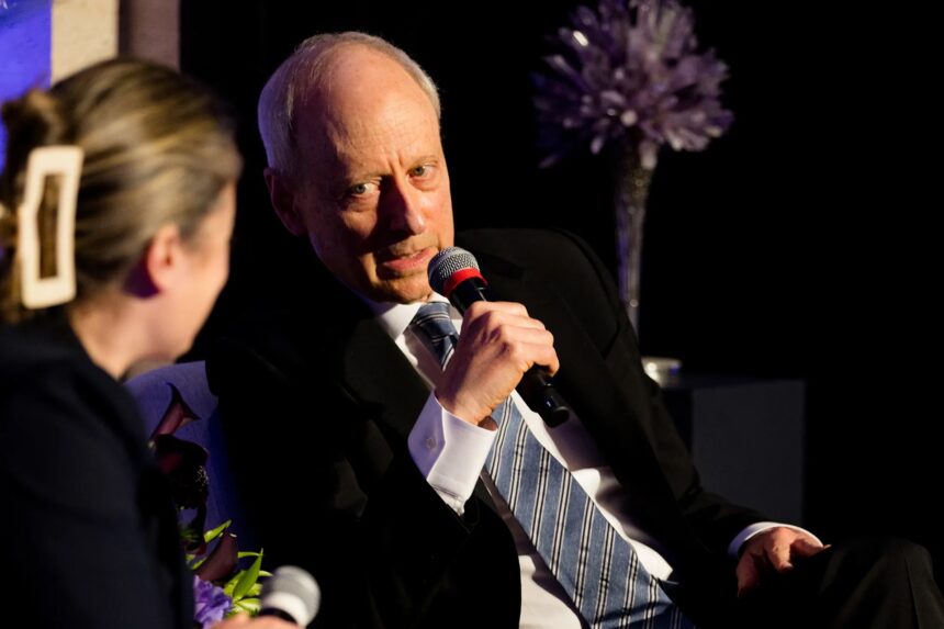 Berggruen Mükafatı: Uğurumuz həqiqətən yalnız bizəmi məxsusdur?